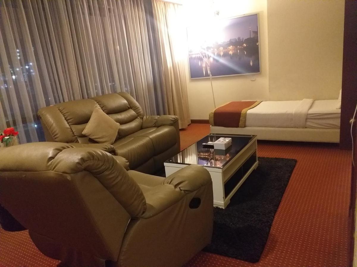 New Sm Service Suite At Times Square Kualalampur Kuala Lumpur Exteriör bild